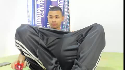 _logan_colton_ online show from 11/20/25, 06:07