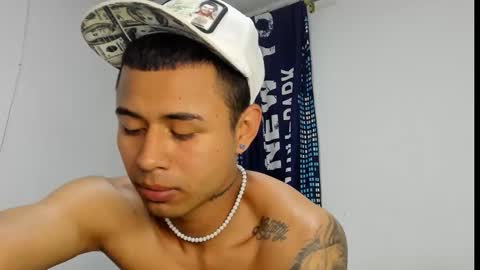 _logan_colton_ online show from 12/14/25, 11:20