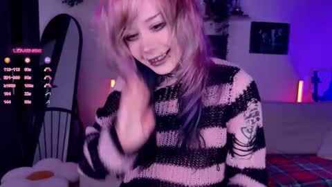 Lolly online show from 11/14/25, 10:36