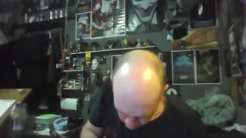 That guy online show from 04/09/26, 06:19