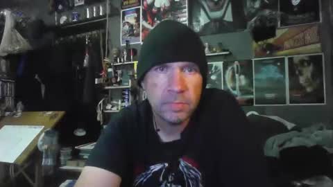 Snapshot of _longfellow chatting on 04/21/26, 06:34 That guy online show from 04/21/26, 06:34
