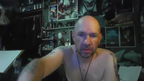 Snapshot of _longfellow chatting on 04/27/26, 03:10 That guy online show from 04/27/26, 03:10
