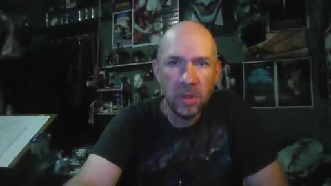 Snapshot of _longfellow chatting on 05/13/26, 01:30 That guy online show from 05/13/26, 01:30