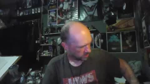Snapshot of _longfellow chatting on 05/14/26, 01:45 That guy online show from 05/14/26, 01:45
