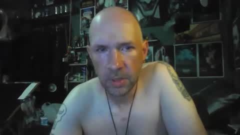 Snapshot of _longfellow chatting on 05/20/26, 02:56 That guy online show from 05/20/26, 02:56