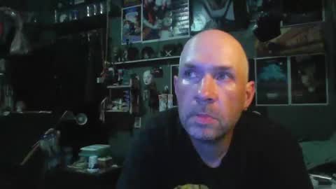 Snapshot of _longfellow chatting on 05/21/26, 04:19 That guy online show from 05/21/26, 04:19