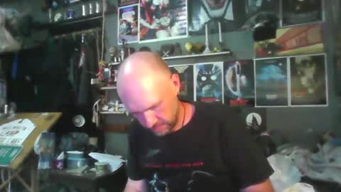 Snapshot of _longfellow chatting on 06/13/26, 08:40 That guy online show from 06/13/26, 08:40