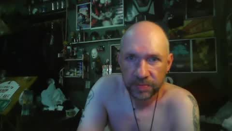 Snapshot of _longfellow chatting on 06/14/26, 03:36 That guy online show from 06/14/26, 03:36