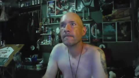 Snapshot of _longfellow chatting on 06/19/26, 03:16 That guy online show from 06/19/26, 03:16