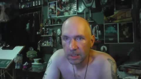 Snapshot of _longfellow chatting on 06/26/26, 05:28 That guy online show from 06/26/26, 05:28