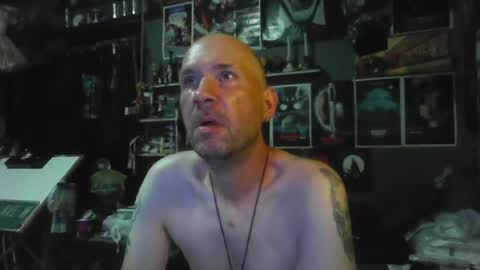 Snapshot of _longfellow chatting on 06/29/26, 02:28 That guy online show from 06/29/26, 02:28