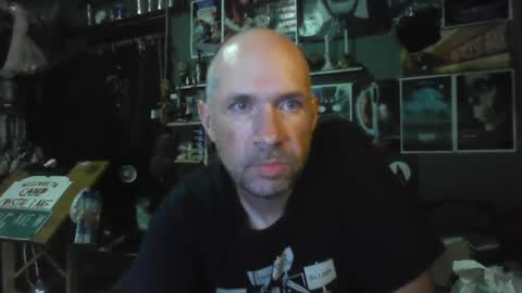 Snapshot of _longfellow chatting on 07/10/26, 06:32 That guy online show from 07/10/26, 06:32