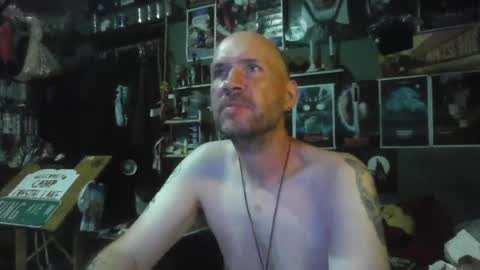 Snapshot of _longfellow chatting on 07/13/26, 04:21 That guy online show from 07/13/26, 04:21