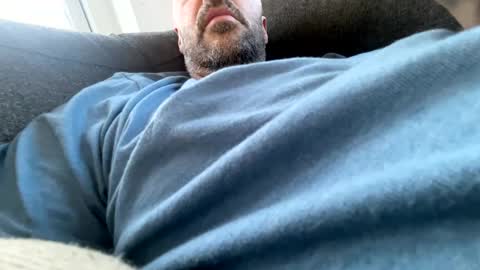 Snapshot of _love_pussy chatting on 12/22/24, 12:05 Love huge buttplug up my ass online show from 12/22/24, 12:05