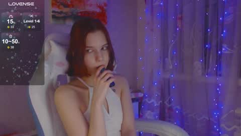 Lu online show from 03/06/25, 07:21