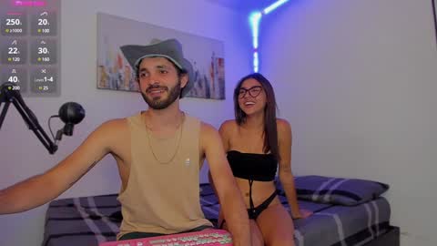 Snapshot of _luciasweet chatting on 12/19/24, 07:18 lucy and persi online show from 12/19/24, 07:18