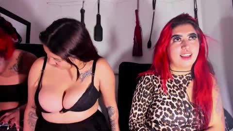 Snapshot of _luna_parisi chatting on 12/21/24, 11:33 MISS LUNA online show from 12/21/24, 11:33