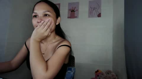 Snapshot of _m1ssj3n chatting on 06/12/26, 04:00 _m1ssj3n online show from 06/12/26, 04:00