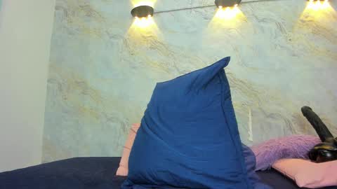 Snapshot of _maddy_miller chatting on 02/10/25, 11:57 Maddy online show from 02/10/25, 11:57