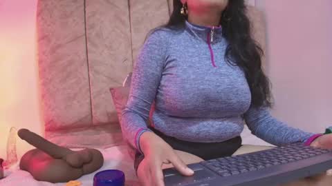 _marcela__ online show from 04/26/26, 11:30