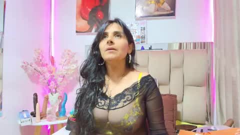 _marcela__ online show from 05/20/26, 11:27