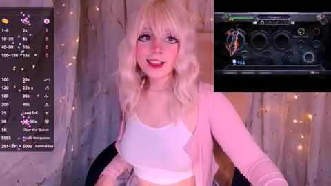 Kira online show from 10/25/25, 09:06