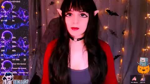 Kira online show from 11/02/25, 08:39