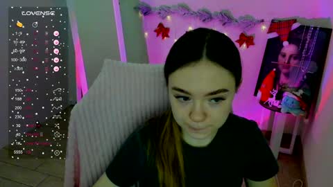 Snapshot of _margoqueen_ chatting on 12/29/24, 10:01 Margo online show from 12/29/24, 10:01