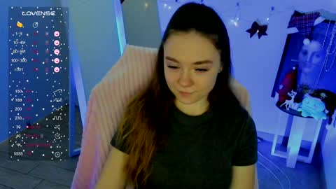 Snapshot of _margoqueen_ chatting on 01/12/25, 03:57 Margo online show from 01/12/25, 03:57