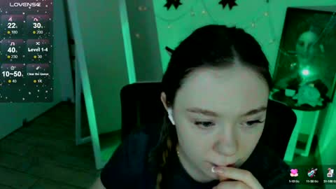Snapshot of _margoqueen_ chatting on 01/24/25, 10:00 Margo online show from 01/24/25, 10:00
