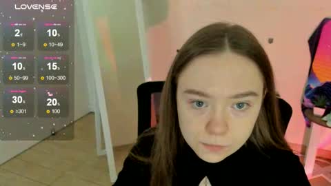Snapshot of _margoqueen_ chatting on 10/06/25, 06:22 Margo online show from 10/06/25, 06:22
