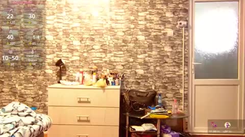 Snapshot of _mari___ chatting on 03/07/25, 07:41 Mari online show from 03/07/25, 07:41