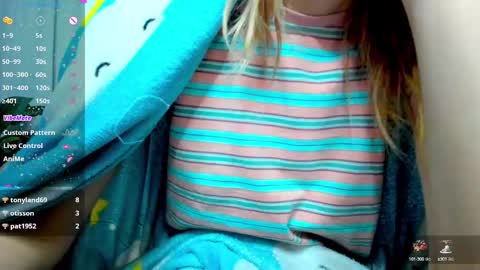 Scarlett online show from 03/10/25, 08:37