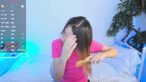 Scarlett online show from 02/04/26, 10:43