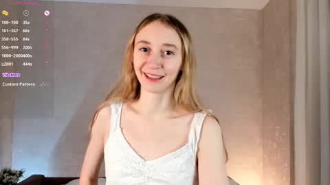  Gwen  online show from 11/09/25, 03:38