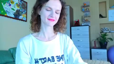 Sophia online show from 05/09/26, 04:17