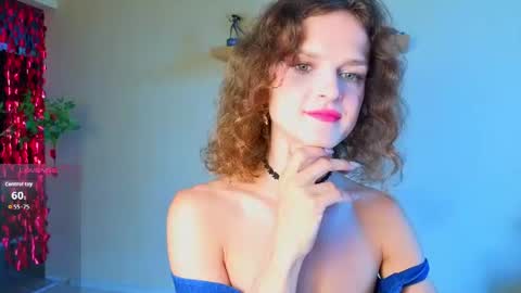 Snapshot of _masterpiece__ chatting on 07/02/26, 08:09 Sophia online show from 07/02/26, 08:09