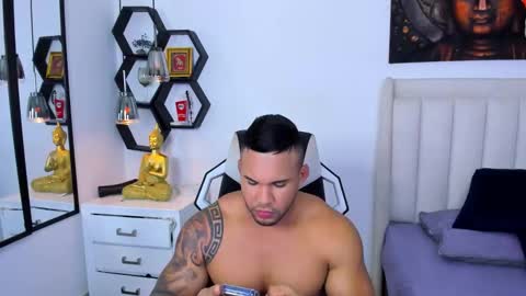 _matthew_santos_ online show from 02/12/26, 02:39