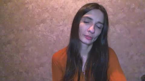 Snapshot of _me0w_me0w_ chatting on 01/08/25, 01:42 me0w me0w online show from 01/08/25, 01:42