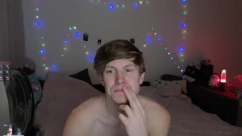 Snapshot of _medaed20_ chatting on 11/01/25, 09:17 Medaed20 online show from 11/01/25, 09:17