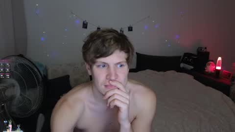 Snapshot of _medaed20_ chatting on 11/05/25, 08:31 Medaed20 online show from 11/05/25, 08:31