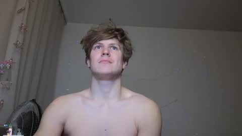 Snapshot of _medaed20_ chatting on 11/12/25, 03:12 Medaed20 online show from 11/12/25, 03:12