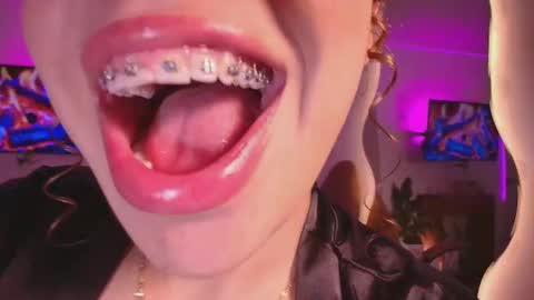 Marce  online show from 11/11/25, 12:27