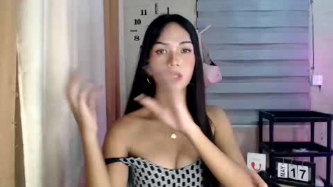 Melly online show from 05/17/26, 11:39