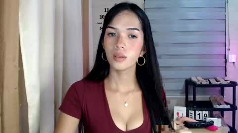 Melly online show from 05/20/26, 10:43
