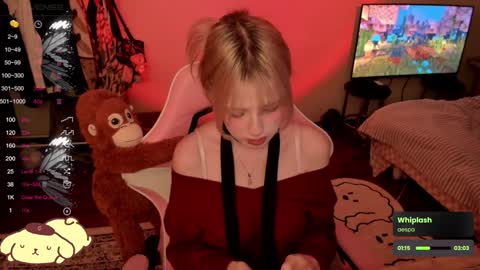 Snapshot of _meowmiko__ chatting on 12/14/24, 11:23 miko3 online show from 12/14/24, 11:23