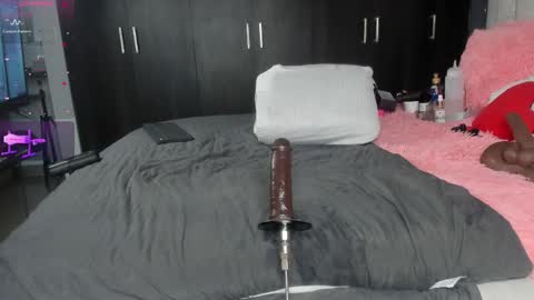 Merida independet model online show from 03/28/26, 05:34