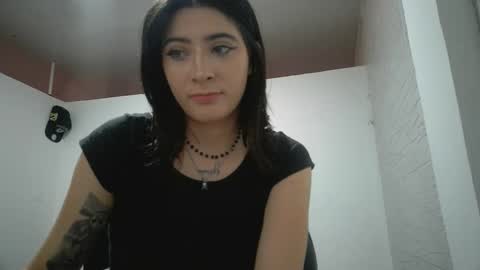 Mia-foster online show from 11/15/25, 07:54