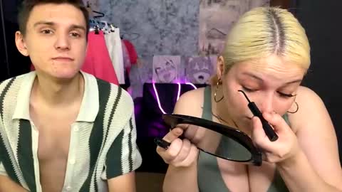 Snapshot of _mia_mason_ chatting on 09/30/25, 04:28 Mia Mason online show from 09/30/25, 04:28