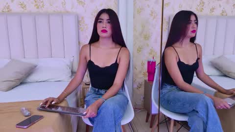 Snapshot of _miaa_monroe chatting on 09/21/25, 07:37 Mia Monroe online show from 09/21/25, 07:37
